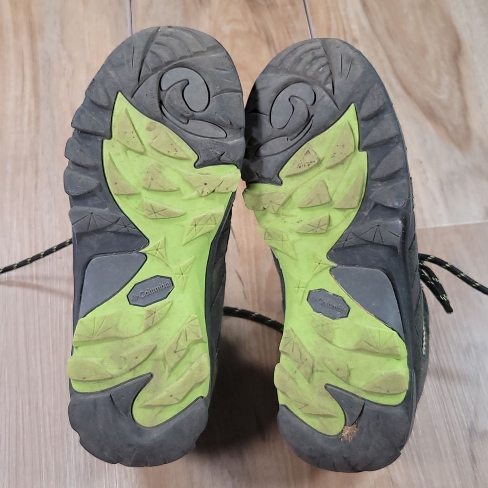 🩵Columbia Gray Waterproof Hiking Shoes Youth 6 - Picture 10 of 10